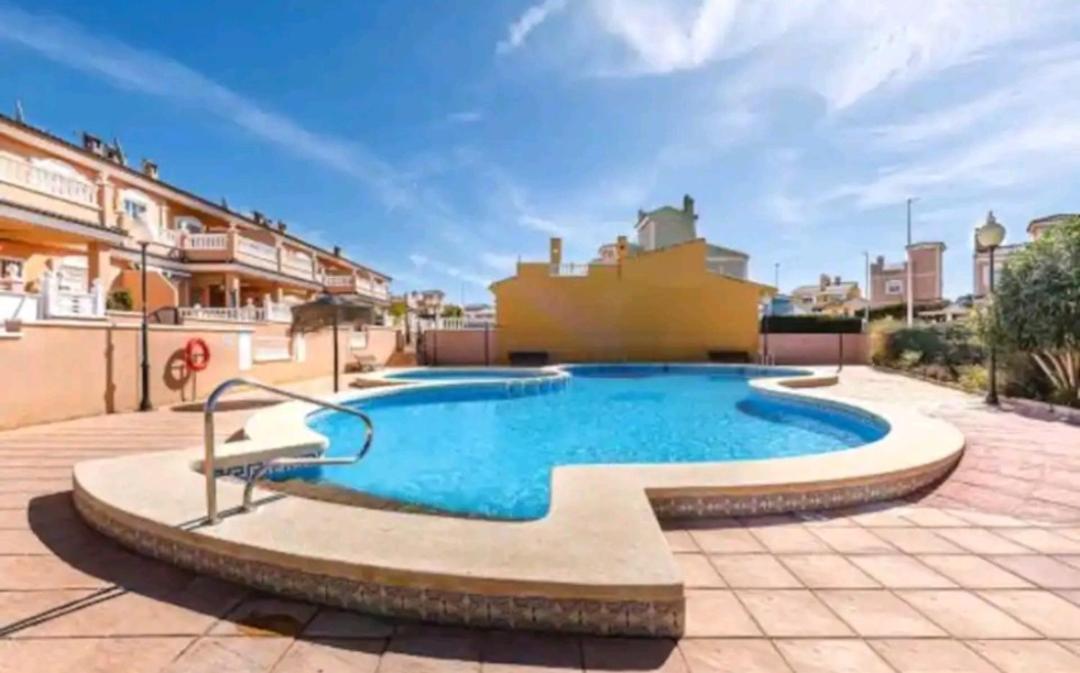 Bungalow Adaptado, Terraza Muy Grande Y Soleada. Gran Alacant Luaran gambar