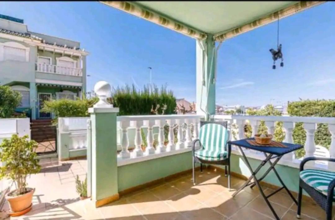 Bungalow Adaptado, Terraza Muy Grande Y Soleada. Gran Alacant Luaran gambar