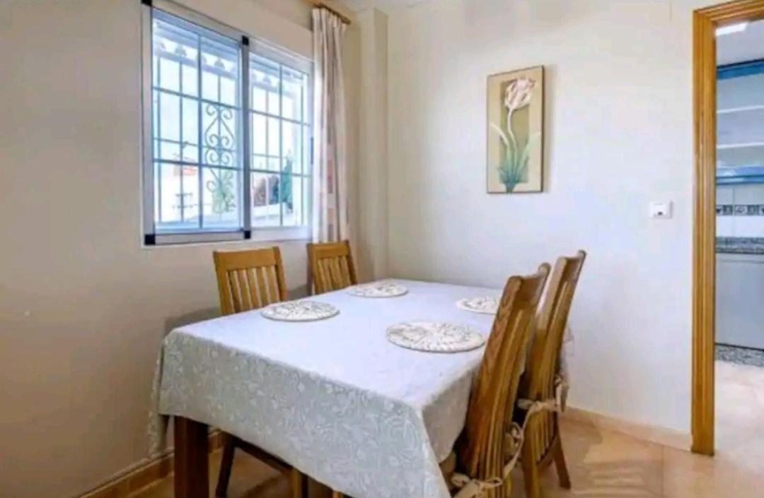 Bungalow Adaptado, Terraza Muy Grande Y Soleada. Gran Alacant Luaran gambar